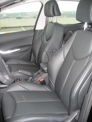 http://www.forum-peugeot.com/Forum/mesimages/17692/308 sieges.jpg